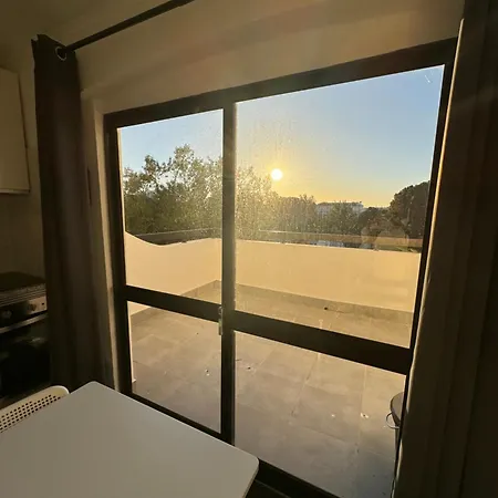 Appartement Big Studio Na Rua Da Oura,