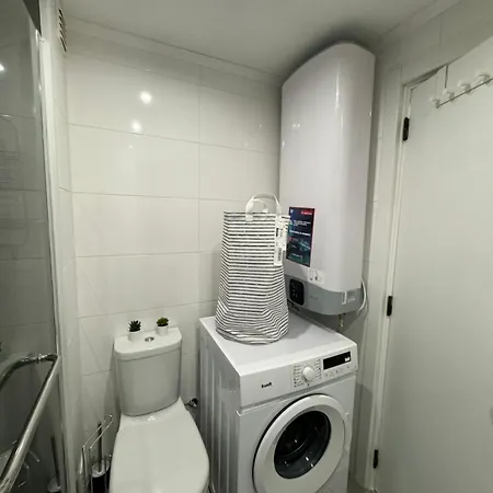 Appartement Big Studio Na Rua Da Oura, *