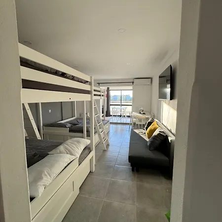 Big Studio Na Rua Da Oura, *