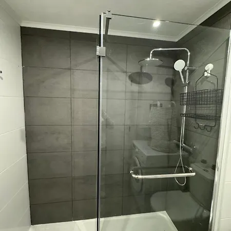 Big Studio Na Rua Da Oura, Apartament *