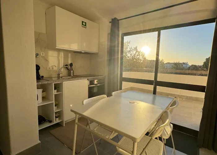 Big Studio Na Rua Da Oura, Албуфейра